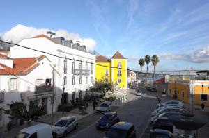 Gallery image of Ocean View double Suite in Paço de Arcos