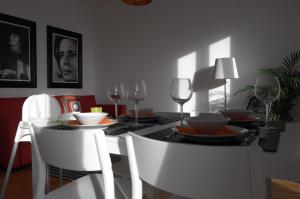 Afbeelding uit fotogalerij van Ocean View double Suite in Paço de Arcos