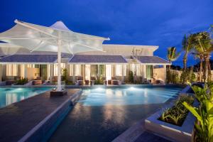 Bazén v ubytování CRAFT Resort & Villas, Phuket Town nebo v jeho okolí