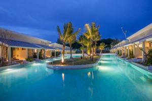 Bazén v ubytování CRAFT Resort & Villas, Phuket Town nebo v jeho okolí
