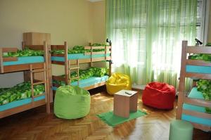 Voodi või voodid majutusasutuse Habitat Hostel toas