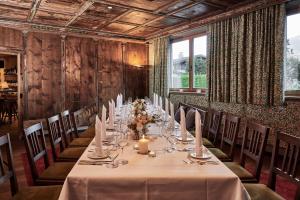 Restavracija oz. druge možnosti za prehrano v nastanitvi Kitzbühel Lodge