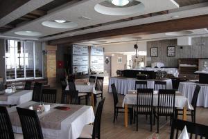 Εστιατόριο ή άλλο μέρος για φαγητό στο Snow Oasis Kopaonik