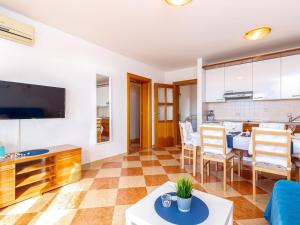 Kuchyňa alebo kuchynka v ubytovaní Apartment in Croatia near the Beach