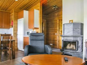 Kuchyň nebo kuchyňský kout v ubytování Holiday Home Yläneuvola silta by Interhome