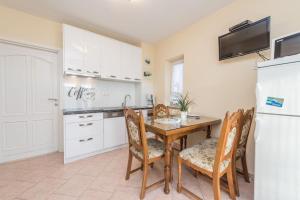 A cozinha ou cozinha compacta de Villa Zdenka