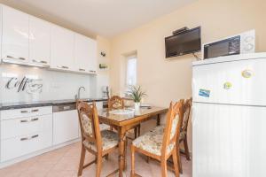 A cozinha ou cozinha compacta de Villa Zdenka