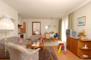 TV a/nebo společenská místnost v ubytování Appartement Eva