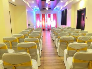 Konferenční prostory v ubytování Dhuri Resort + 37 fotografií