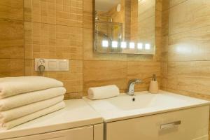 Kopalnica v nastanitvi Apartament Na Urlop - Centrum - Przy Amfiteatrze - 500m do Basenów Wisła