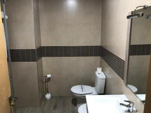 Łazienka w obiekcie Hostal Los Encinares