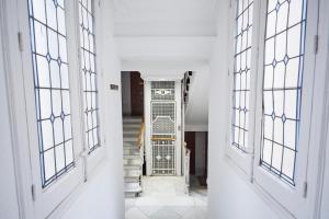 Zdjęcie z galerii obiektu LEEWAYS APARTMENT III in ALCALÁ 99 w Madrycie