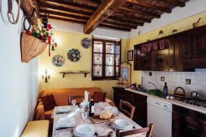 Kuchyňa alebo kuchynka v ubytovaní Agriturismo Palazzo Conti A