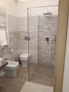 Ένα μπάνιο στο casa Sarre