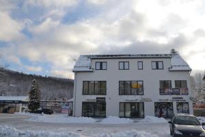 Zielone Apartamenty v zime