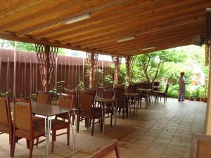 Ресторан / й інші заклади харчування у Pensiunea Casa Soarelui