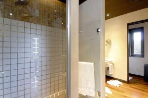 Ванная комната в Chom Tawan Villa 9