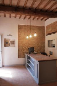 Kuchyň nebo kuchyňský kout v ubytování Agriturismo Due Comuni