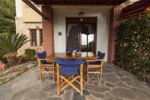Patio nebo venkovní prostory v ubytování Luxury 2-floor villa