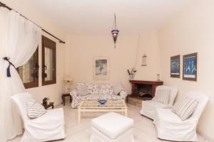 Posezení v ubytování Luxury 2-floor villa