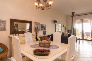 Posezení v ubytování Luxury 2-floor villa