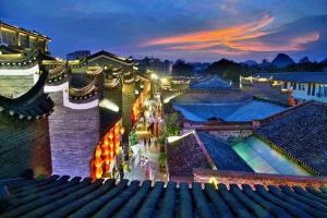 Bazén v ubytování Wing Hotel Guilin - Central Square nebo v jeho okolí