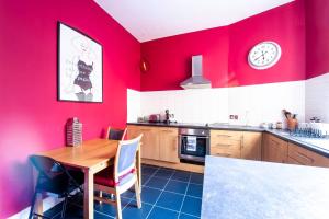 ALTIDO Amazing Location - Charming Apartment by the Edinburgh Castle!