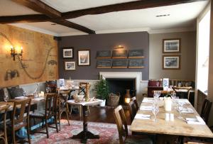 Posezení v ubytování The Swan Hotel, Alresford