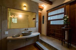 Kylpyhuone majoituspaikassa The Bath & Bed Hayama