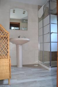 Ένα μπάνιο στο Casa Gelina