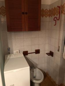 A bathroom at Senza Pensieri via Viviani