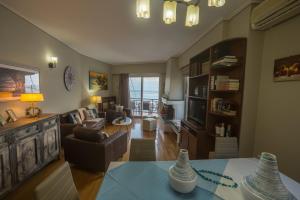 Gallery image of Amazing condo by the beach in Loutraki