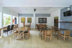 Gallery image of Ayu Lili Garden Hotel Kuta in Kuta