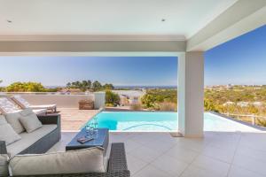 Kolam renang di atau dekat dengan SL9 - Pezula Double Storey Luxury