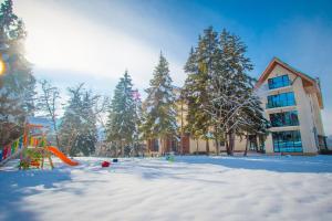 AuRoom Bakuriani Resort talvel