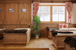 Voodi või voodid majutusasutuse Hotel Alpenrose toas