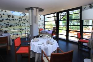 Restaurace v ubytování Hôtel Souani ( Al Hoceima Bay)
