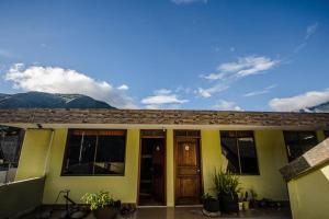 Gallery image of Papachos Hostel in Baños