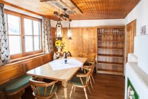 Posedenie v ubytovaní Chalet Appartement Alpenherz