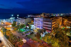 Nespecifikovaný výhled na destinaci Çanakkale nebo výhled na město při pohledu z hotelu
