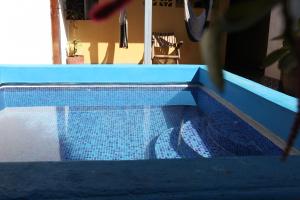 Piscina di Hostal La Tortuga Booluda o nelle vicinanze