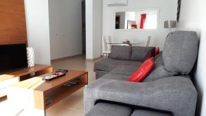 Photo de la galerie de l'établissement Albufeira Lovely new Apartment W/ Pool, à Albufeira