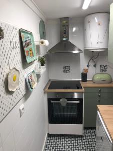 Nhà bếp/bếp nhỏ tại Blue Urban Alfama