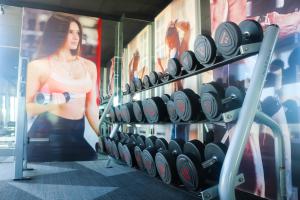 Fitness centrum a/nebo fitness zařízení v ubytování Quinter Central Nha Trang