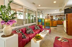 Lobbyn eller receptionsområdet på Hotel Locanda Rosy