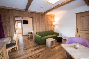 Posedenie v ubytovaní Lettmaierhof