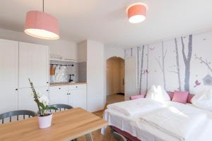 Voodi või voodid majutusasutuse Familienhotel Felsenhof toas
