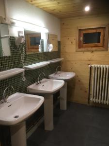 Ett badrum på Hôtel, Le Refuge Napoléon