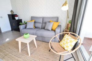 Część wypoczynkowa w obiekcie Letmalaga Cremades Beach
