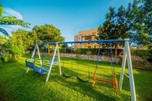 Ο χώρος παιχνιδιού για παιδιά στο Hotel Royal Nest Entebbe